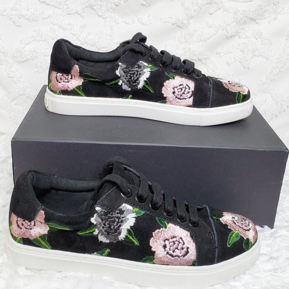 Rebecca Minkoff Shoes - New Rebecca minkoff Bleecker floral embroidered sneakers size 7